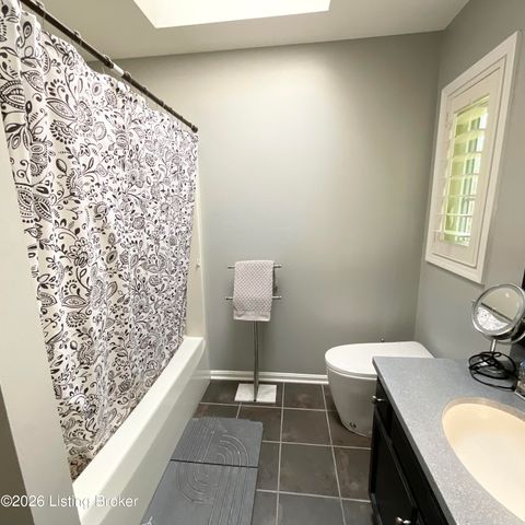 502 Dorsey Way, Louisville, KY 40223