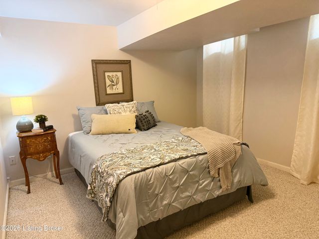 502 Dorsey Way, Louisville, KY 40223