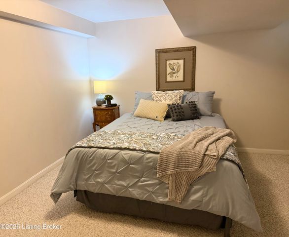 502 Dorsey Way, Louisville, KY 40223