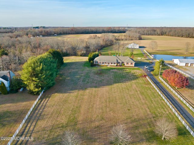 257 Long Swamp Road, New Egypt, NJ 08533