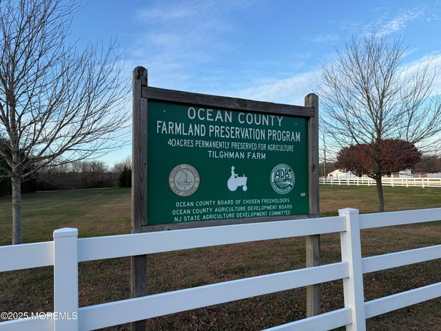 257 Long Swamp Road, New Egypt, NJ 08533