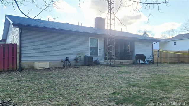 303 Golf Ridge Lane, Madison, IN 47250