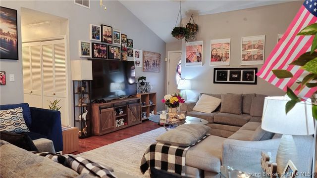 303 Golf Ridge Lane, Madison, IN 47250