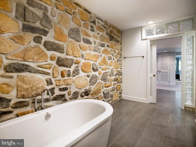 1620 MONK RD, Gladwyne, PA 19035