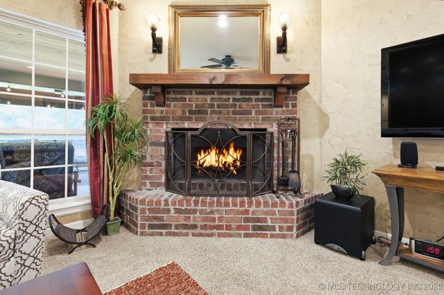 15823 Colonial Lane, Skiatook, OK 74070