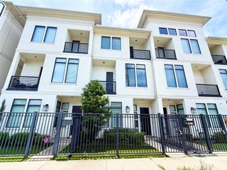 3917 Rose Street, Houston, TX 77007