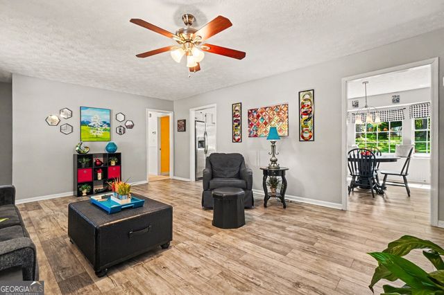 160 Ember Court, Fairburn, GA 30213