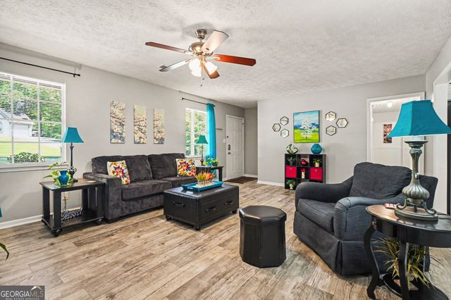 160 Ember Court, Fairburn, GA 30213