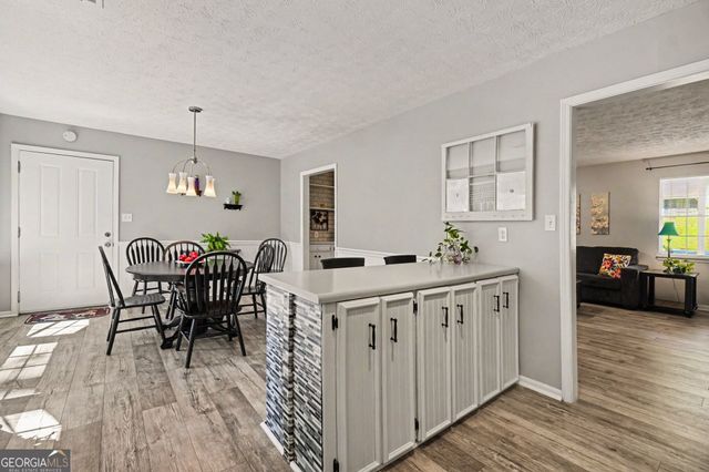 160 Ember Court, Fairburn, GA 30213