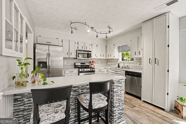 160 Ember Court, Fairburn, GA 30213