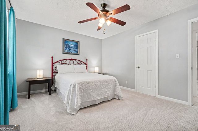 160 Ember Court, Fairburn, GA 30213
