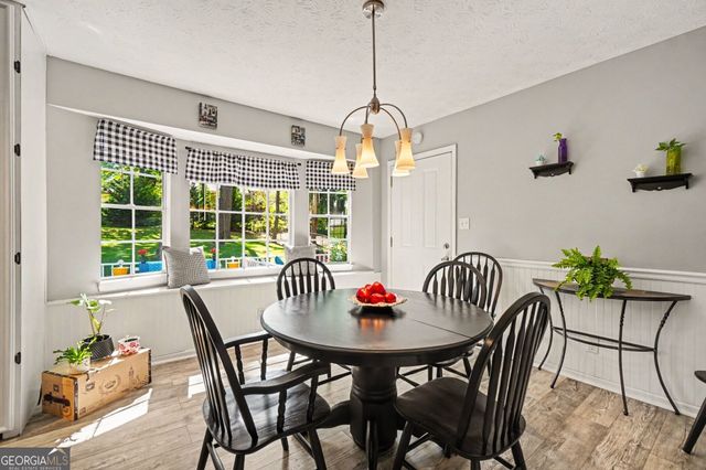 160 Ember Court, Fairburn, GA 30213