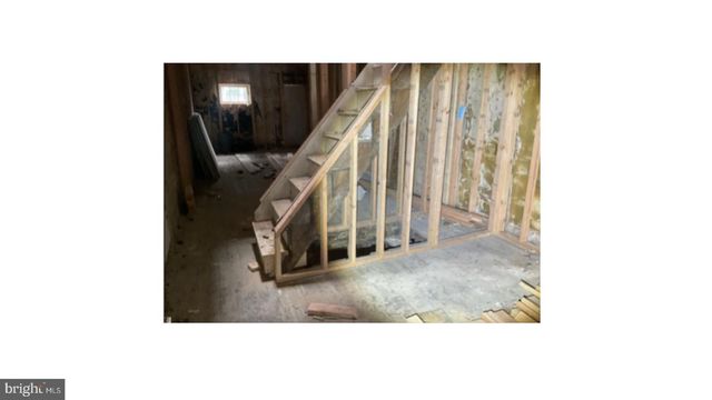 2109 W LEXINGTON ST, Baltimore, MD 21223