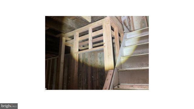 2109 W LEXINGTON ST, Baltimore, MD 21223