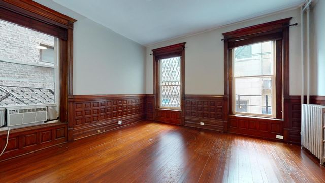 21 E DIVISION Street 1S, Chicago, IL 60610