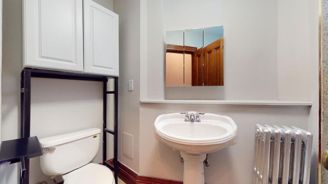 21 E DIVISION Street 1S, Chicago, IL 60610