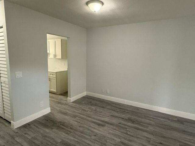 3525 Avenue J, Riviera Beach, FL 33404