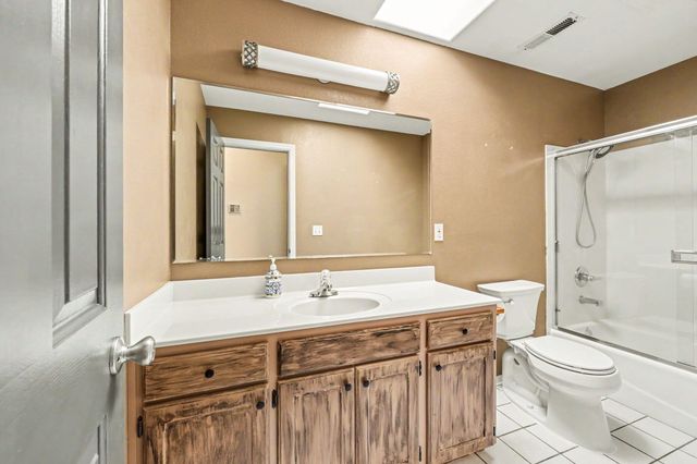 2964 Bailey Avenue, Medford, OR 97504