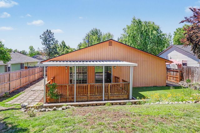 2964 Bailey Avenue, Medford, OR 97504