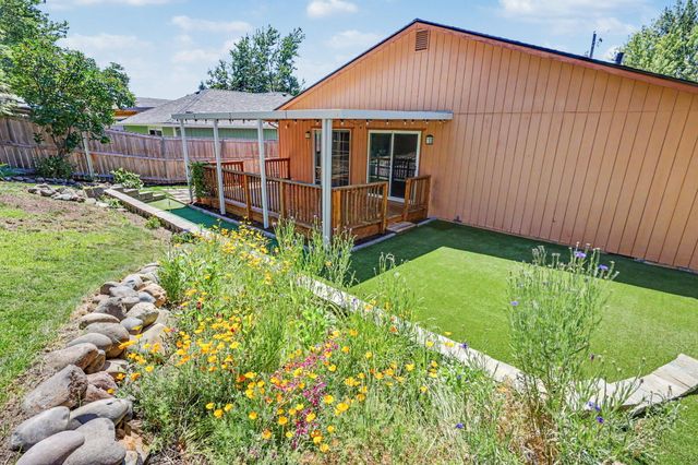 2964 Bailey Avenue, Medford, OR 97504