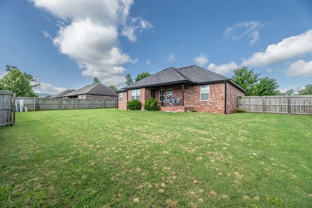 1854 S Sinclair Avenue, Fayetteville, AR 72701