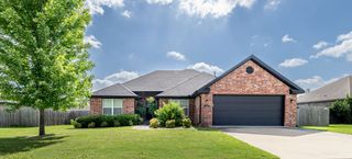 1854 S Sinclair Avenue, Fayetteville, AR 72701