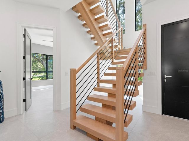 2467 HYDE PARK STREET, Sarasota, FL 34239