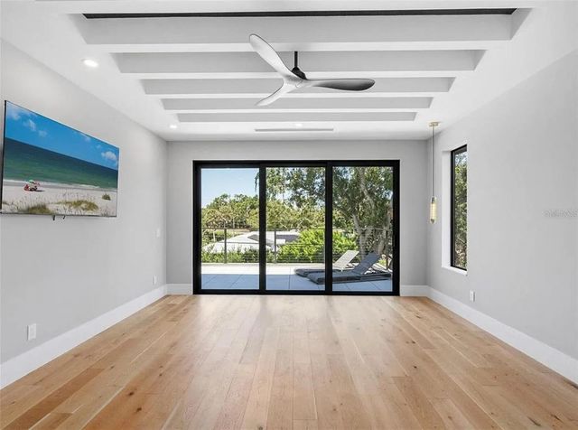 2467 HYDE PARK STREET, Sarasota, FL 34239