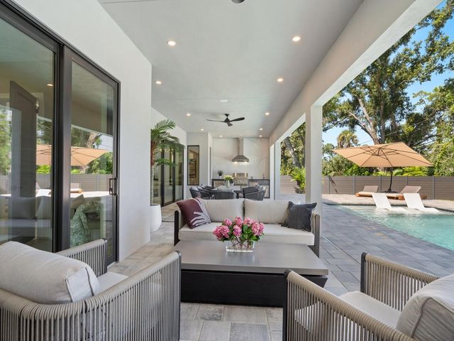 2467 HYDE PARK STREET, Sarasota, FL 34239