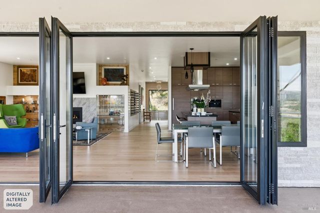 8353-8349 W Dry Creek Rd, Healdsburg, CA 95448