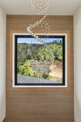 8353-8349 W Dry Creek Rd, Healdsburg, CA 95448