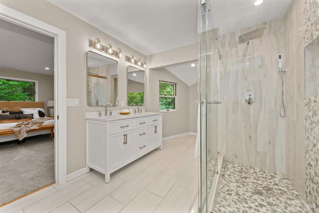 7275 Demar Road, Indian Hill, OH 45243