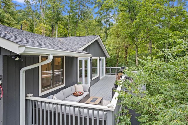7275 Demar Road, Indian Hill, OH 45243