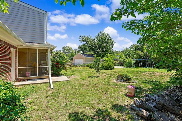 2835 E Aloma, Wichita, KS 67211