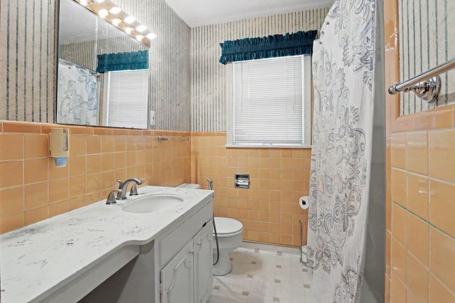 2835 E Aloma, Wichita, KS 67211