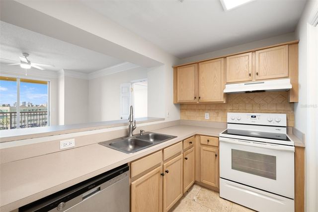 345 BAYSHORE BOULEVARD 805, Tampa, FL 33606