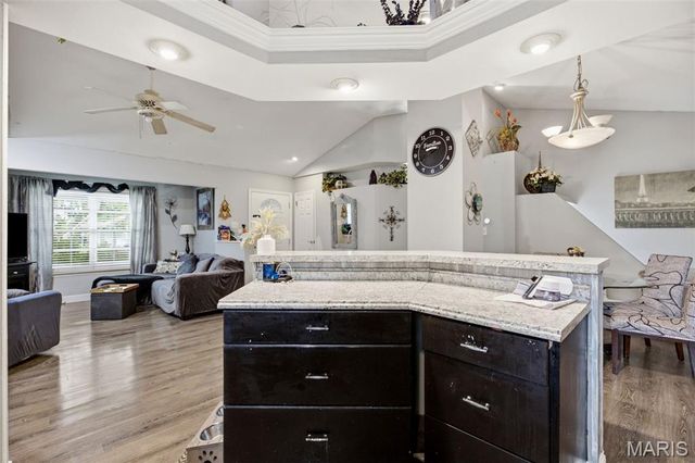 803 Streiff Lane, Ballwin, MO 63011