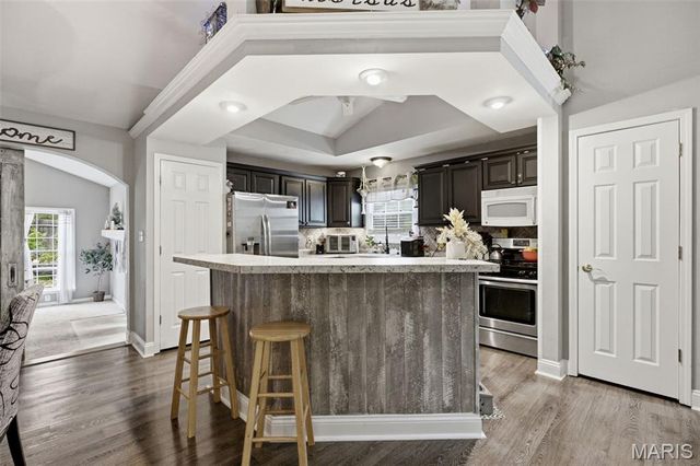 803 Streiff Lane, Ballwin, MO 63011