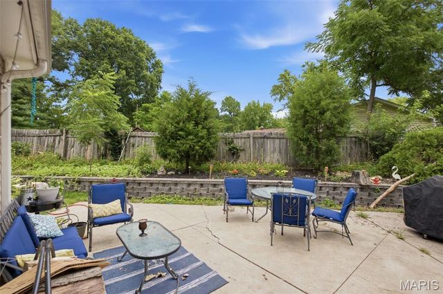 803 Streiff Lane, Ballwin, MO 63011
