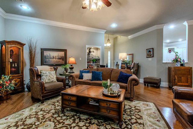 511 Cobblestone Drive, Cabot, AR 72023