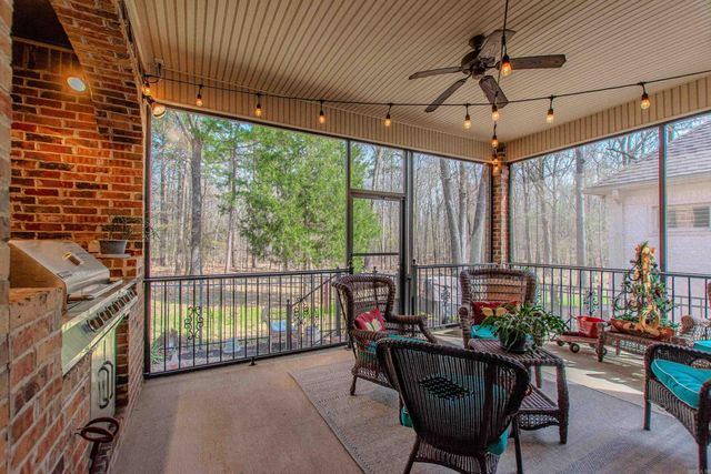 511 Cobblestone Drive, Cabot, AR 72023