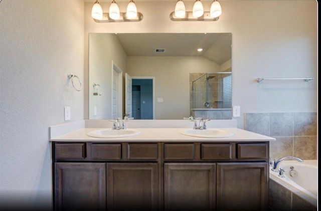 1207 Cascade Hills Drive, Rosharon, TX 77583