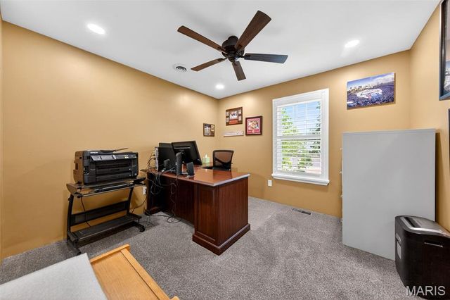 7039 Broken Oak Drive, St Louis, MO 63129