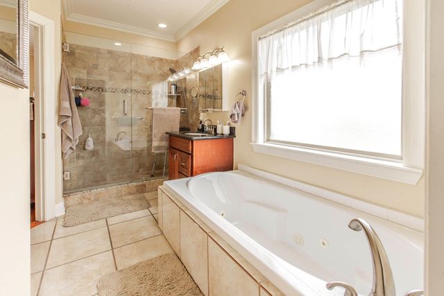 324 Inglewood Way, Houma, LA 70360
