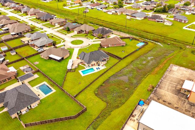 324 Inglewood Way, Houma, LA 70360