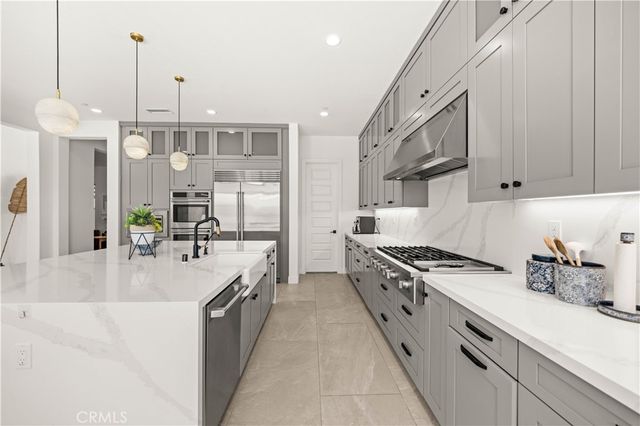 18331 Creek Canyon, Silverado, CA 92676