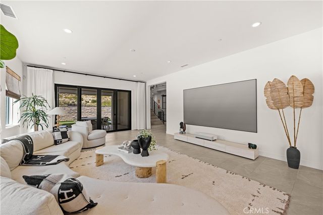 18331 Creek Canyon, Silverado, CA 92676
