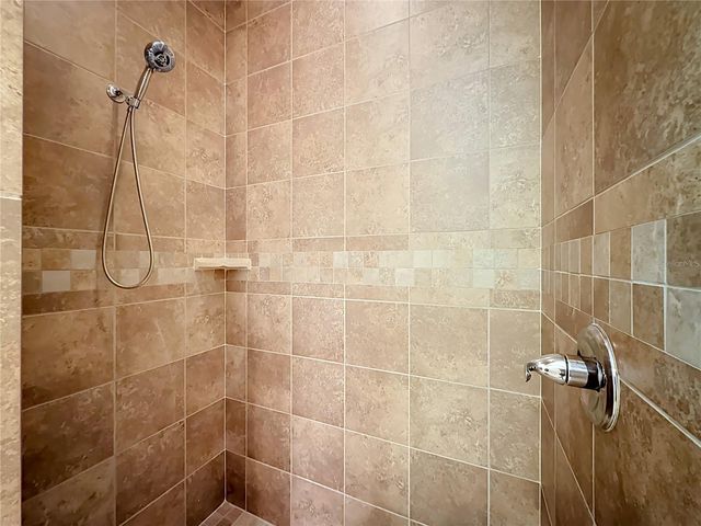 10620 NE 104TH CIRCLE, Oxford, FL 34484