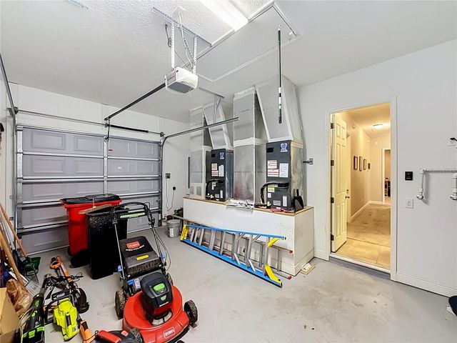 10620 NE 104TH CIRCLE, Oxford, FL 34484