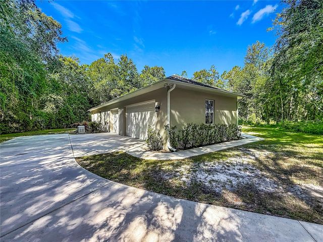 10620 NE 104TH CIRCLE, Oxford, FL 34484